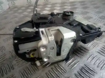 Автозапчастина б/у замок передній праві двері для SUZUKI SWIFT BERLINA (MZ) GL Посилання на OEM IAM   