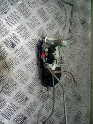 Second-hand car spare part front right door lock for chrysler pt cruiser (pt) 2.2 crd classic oem iam references 