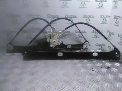 Pièce détachée automobile d'occasion Léve Glace Avant Droit pour MERCEDES VANEO (W414) FURGONETA COMPACTA CDI (414.700) 75 CV / 55 KW Références OEM IAM A4147201146  