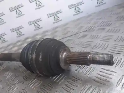 Second-hand car spare part front left transmission for renault clio iii authentique oem iam references 8200499585  