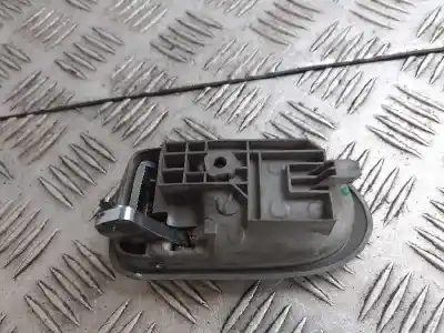 Second-hand car spare part interior right front handle for mazda premacy (cp) td exclusiv edition oem iam references 