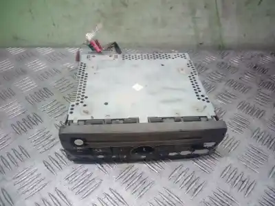 Second-hand car spare part audio system / radio cd for renault kangoo authentique oem iam references 281150042  