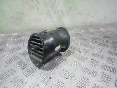 Автозапчастина б/у аераційна решіта для volkswagen caddy ka/kb (2k) furgón economy посилання на oem iam 225710  