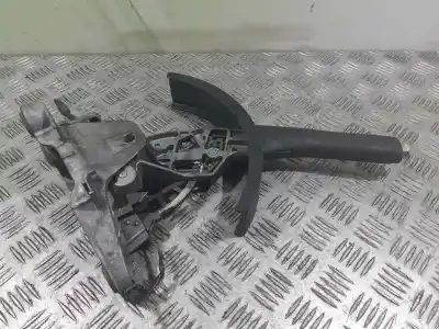 Second-hand car spare part handbrake lever for seat toledo iii (5p2) 1.9 tdi oem iam references 6j0711303a