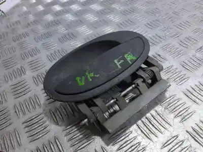 Second-hand car spare part exterior right front door handle for opel combo cargo oem iam references 22175