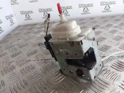 Pezzo di ricambio per auto di seconda mano  per AUDI A8 (D2)  Riferimenti OEM IAM 8D0837015F  