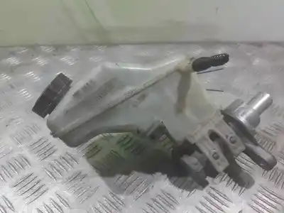 Peça sobressalente para automóvel em segunda mão Bomba De Travões por OPEL CORSA D ´´111 Years´´ Referências OEM IAM 0204051127  