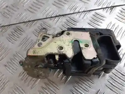 Second-hand car spare part left front door lock for daewoo lanos se oem iam references   