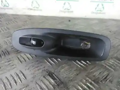 Peça sobressalente para automóvel em segunda mão botão / interruptor elevador vidro dianteiro direito por hyundai accent (lc) l crdi referências oem iam 621w04620