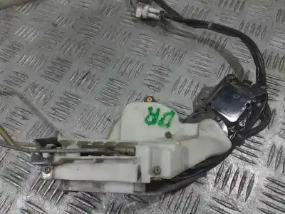 Pezzo di ricambio per auto di seconda mano serratura porta anteriore destra per opel agila básico riferimenti oem iam   