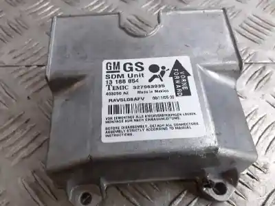 Peça sobressalente para automóvel em segunda mão  por OPEL ASTRA GTC  Referências OEM IAM 13188854 403260 327963935