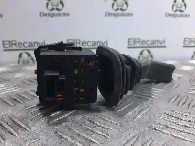 Peça sobressalente para automóvel em segunda mão Comutador De Piscas  por OPEL COMBO Cargo Referências OEM IAM 09185413  
