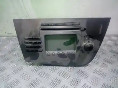 Peça sobressalente para automóvel em segunda mão sistema de áudio / rádio cd por seat leon (1p1) comfort limited referências oem iam w01p1035186b