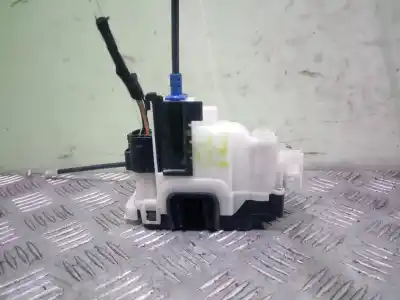 Tweedehands auto-onderdeel linker voordeur slot voor citroen nemo attraction oem iam-referenties 1365229080