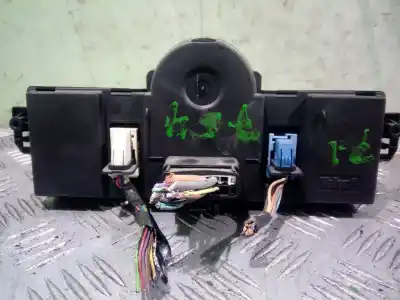 Автозапчастина б/у  для RENAULT CLIO III  Посилання на OEM IAM 8200296683  