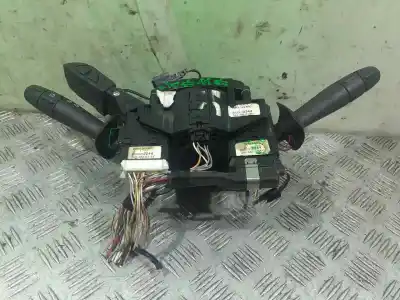 Peça sobressalente para automóvel em segunda mão Comandos De Alavanca por RENAULT ESPACE IV (JK0) 2.0 Dynamique [2.0 Ltr. - 110 kW dCi Diesel FAP] Referências OEM IAM 8200260741  8200012244