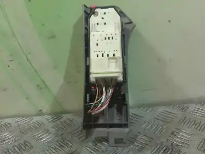 Автозапчасти б/у выключатель левого переднего окна за TOYOTA YARIS (KSP9/SCP9/NLP9) Básico ссылки OEM IAM 742320D110  041005443