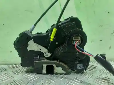 Peça sobressalente para automóvel em segunda mão fechadura da porta dianteira direita por toyota corolla (e12) 2.0 d-4d linea luna berlina referências oem iam 