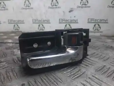 Second-hand car spare part interior right front handle for toyota corolla (_e12_) 1.4 d (nde120_) oem iam references 50594a2  
