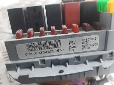 Second-hand car spare part fuse box unit for fiat bravo (198) 1.6 16v active multijet (77kw) oem iam references 51832042  
