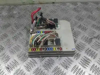 Second-hand car spare part fuse box unit for renault grand modus authentique oem iam references 233293f  
