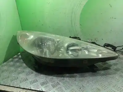Pièce détachée automobile d'occasion feu droit pour peugeot 207 sport références oem iam 9649986180  89900871