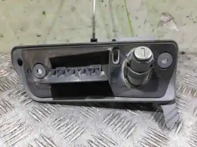 Автозапчастина б/у зовнішня ручка ворот для volkswagen caddy ka/kb (2k) 1.9 tdi посилання на oem iam 2k0827565j  