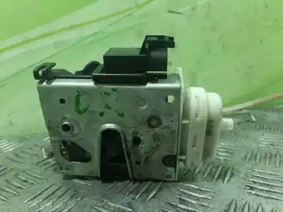 Pezzo di ricambio per auto di seconda mano serratura porta anteriore sinistra per audi a4 avant (b5) 1.8 20v turbo riferimenti oem iam   