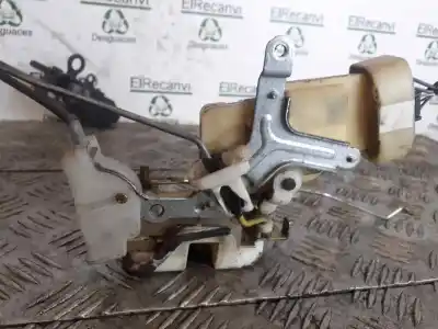 Автозапчастина б/у замок передніх дверей лівий для toyota yaris (ncp1/nlp1/scp1) 1.3 16v cat посилання на oem iam 000226  