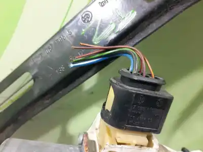 Second-hand car spare part driver left window regulator for bmw serie 1 berlina (e81/e87) 118d oem iam references 7067795  