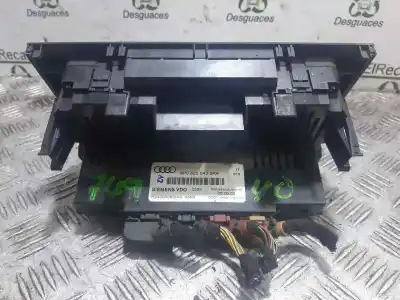 Peça sobressalente para automóvel em segunda mão comando de sofagem (chauffage / ar condicionado)  por audi a3 (8p1) 1.6 referências oem iam 8p08200435pr  