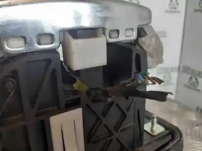 Pezzo di ricambio per auto di seconda mano leva del cambio per audi a4 avant (8e) 2.5 tdi (114kw) riferimenti oem iam 8e1713111g 8e1713041g 40046026550405