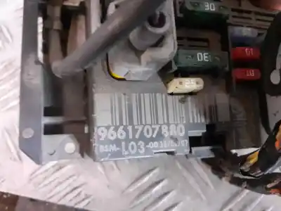Pezzo di ricambio per auto di seconda mano scatola relè/fusibili per citroen c2 audace riferimenti oem iam 966s1707880  