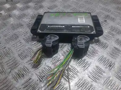 İkinci el araba yedek parçası ECU MOTOR KONTROL CIHAZI için PEUGEOT 206  OEM IAM referansları 9648201580 80924E R04080030D