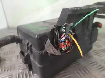 Peça sobressalente para automóvel em segunda mão caixa de fusíveis e relés por daewoo tacuma cdx referências oem iam   