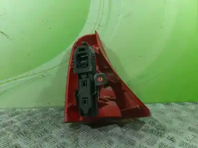 Pezzo di ricambio per auto di seconda mano luci posteriori destra per renault clio ii fase i (b/cbo) 1.4 alize 75 cv / 55 kw riferimenti oem iam 45292   Pezzo di ricambio per auto di seconda mano luci posteriori destra per renault clio ii fase i (b/cbo) 1.4 alize 75 cv / 55 kw riferimenti oem iam 45292