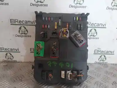 Pezzo di ricambio per auto di seconda mano scatola relè/fusibili per peugeot 206 sw d-8hz riferimenti oem iam 9653667680  s118085220e