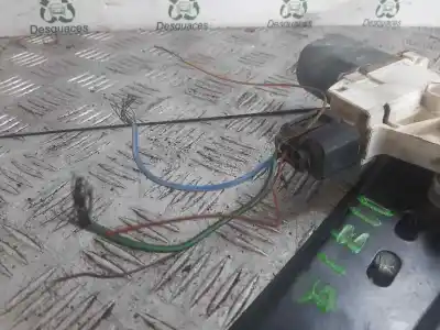 Pezzo di ricambio per auto di seconda mano alzacristalli anteriore sinistro per bmw serie 3 berlina (e90) 320i riferimenti oem iam 0130822226