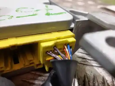 Pezzo di ricambio per auto di seconda mano  per MAZDA 5 (CR19)  Riferimenti OEM IAM W2T80274  