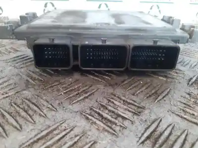 Second-hand car spare part ecu engine control for renault clio iii confort dynamique oem iam references 8200766462 8200592611 s122326111a