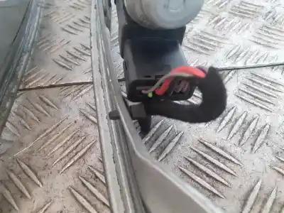 Second-hand car spare part driver left window regulator for renault clio iii dynamique oem iam references 400858d  