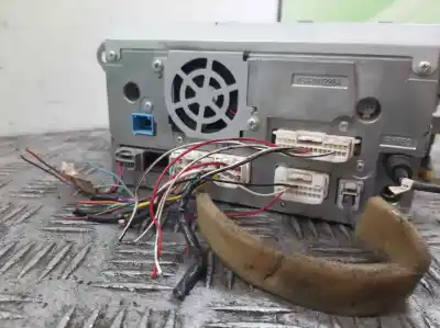 Pezzo di ricambio per auto di seconda mano impianto audio / radio cd per toyota auris luna riferimenti oem iam 8612012a21ex  