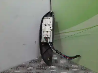 Автозапчастина б/у передні вікний вмикач для toyota yaris (ncp1/nlp1/scp1) 1.3 16v cat посилання на oem iam   