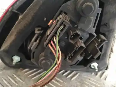 Pezzo di ricambio per auto di seconda mano luci posteriori destra per seat leon (1m1) 1.9 tdi riferimenti oem iam 1m6945258  