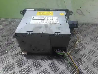 Pièce détachée automobile d'occasion SYSTÈME AUDIO / RADIOCD pour VOLKSWAGEN JETTA III (1K2)  Références OEM IAM 3C8035195  