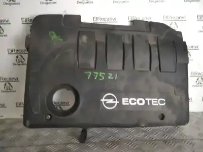 Pièce détachée automobile d'occasion Couvert De Moteur pour OPEL ASTRA H BERLINA 1.9 CDTI Références OEM IAM 55556745  