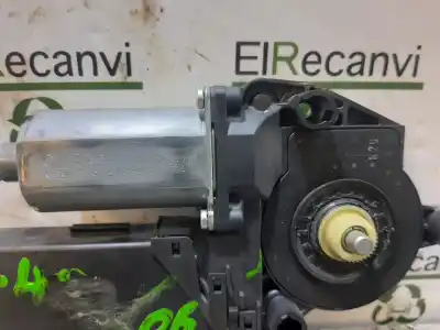 Peça sobressalente para automóvel em segunda mão motor elevador vidro dianteiro direito por audi a4 b7 avant (8ed) 1.9 tdi referências oem iam 9700105991204  8e1959802h