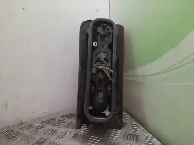 Peça sobressalente para automóvel em segunda mão farolim traseiro direito por opel combo familiar referências oem iam   