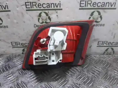 Pezzo di ricambio per auto di seconda mano Luce Di Coda Interna Sinistra per AUDI A3 (8P1) 2.0 TDI 16V Riferimenti OEM IAM 8P4945257A  