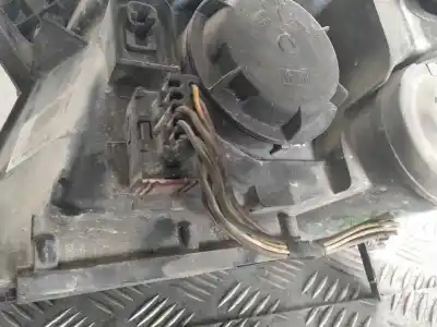 Second-hand car spare part Right Headlight for OPEL MERIVA Blue Line OEM IAM references 93175365  89308565